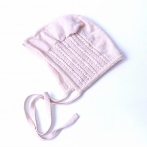 Bonetka Lillelam roz. 48-50 (ok. 2lat) blady róż