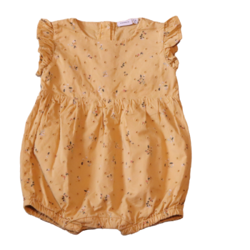 Letni rampers Name it 80 cm żółty w kwiatuszki.png