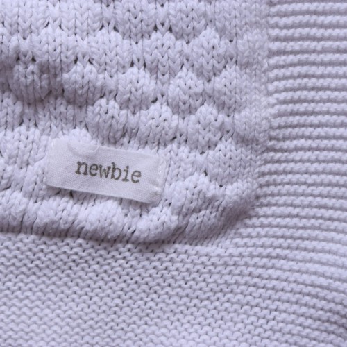 Kocyk Newbie 86x80 cm biały.JPG