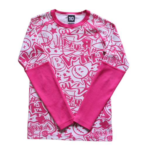 Bluzka Bula 10 lat (ok. 146 cm) różowe napisy.png